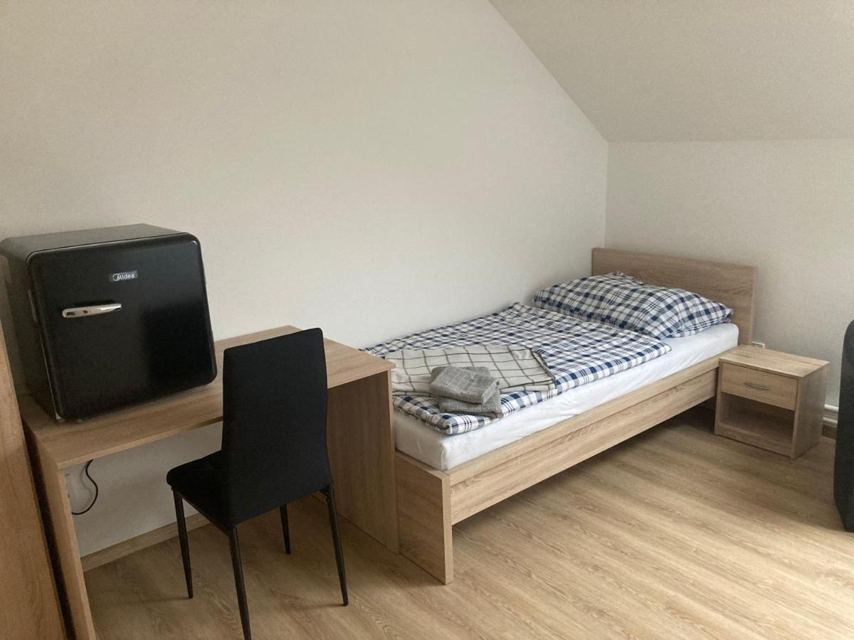 Ubytovani Na Spejcharu, Zelevcice Slaný エクステリア 写真